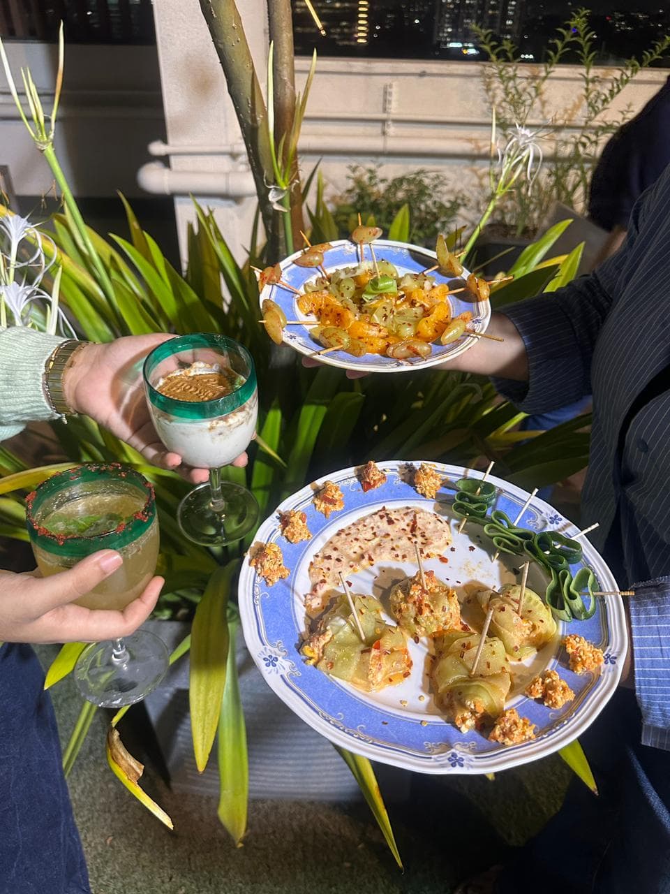 The spread — appetisers and drinks, RotaChef style.